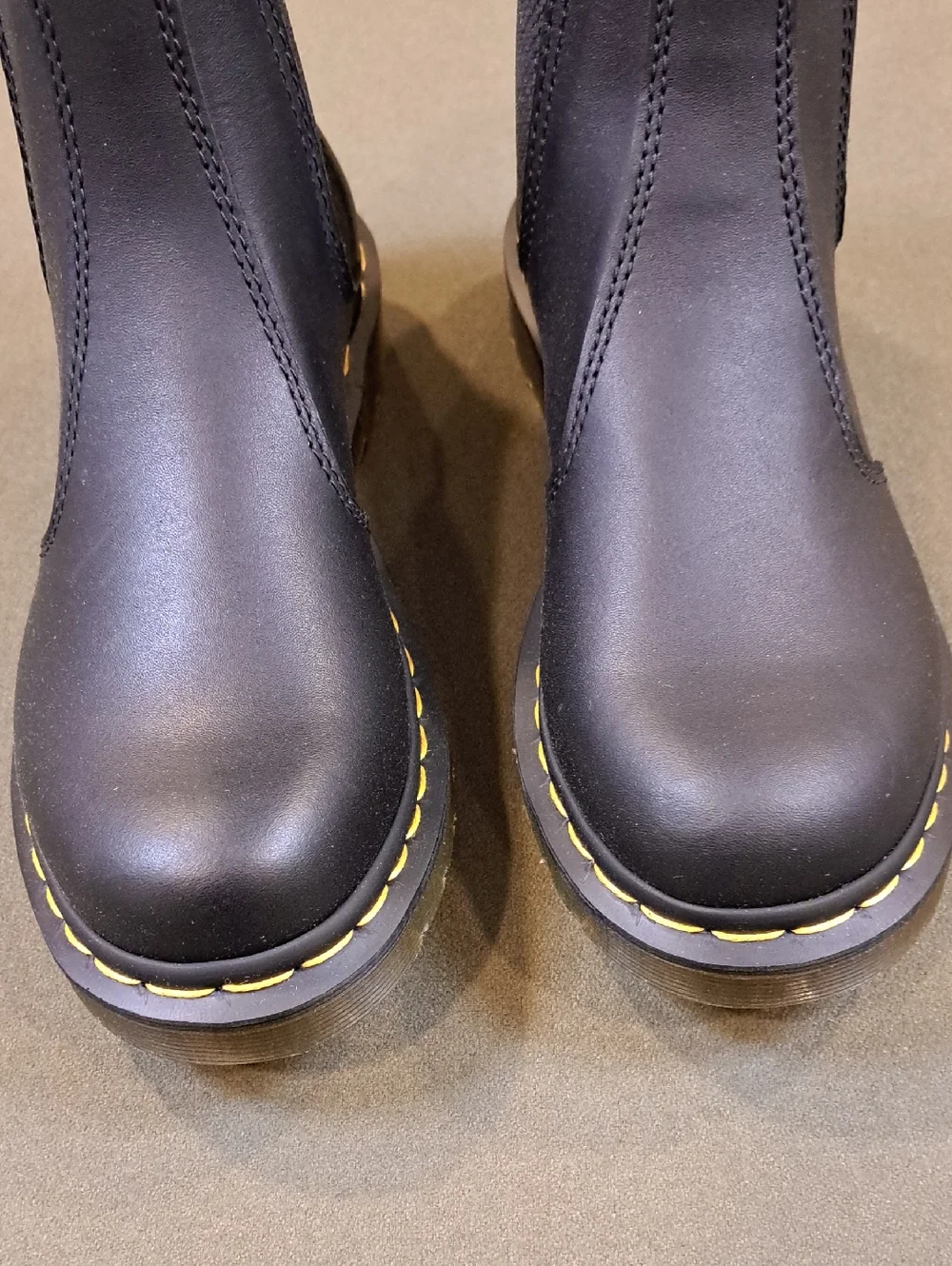 Dr. Martens 2976 Chelsea Boot - Color: Black - Size: 7